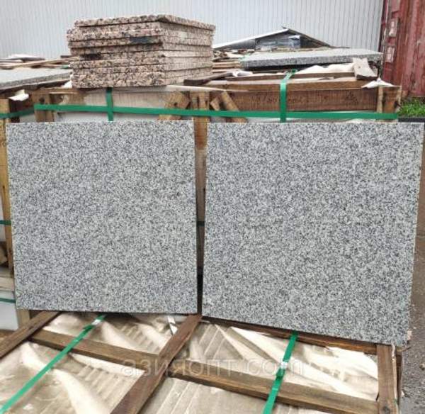 Гранитная плитка 600х600х20, G603. Гранит серый полировка.