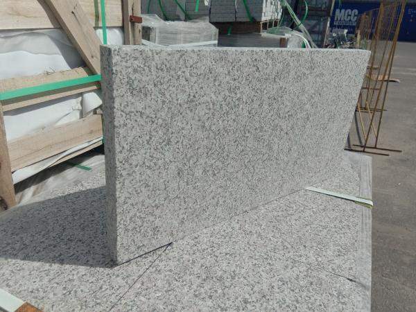 Гранитная плитка G361. Гранит 600х300х30. термо