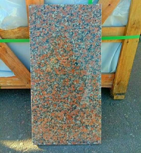 Гранитная плитка Maple Red 600х300х20 полировка.