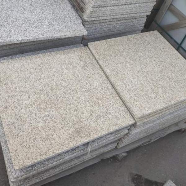 Гранитная плитка Сансет Голд 600х600х20 полированная