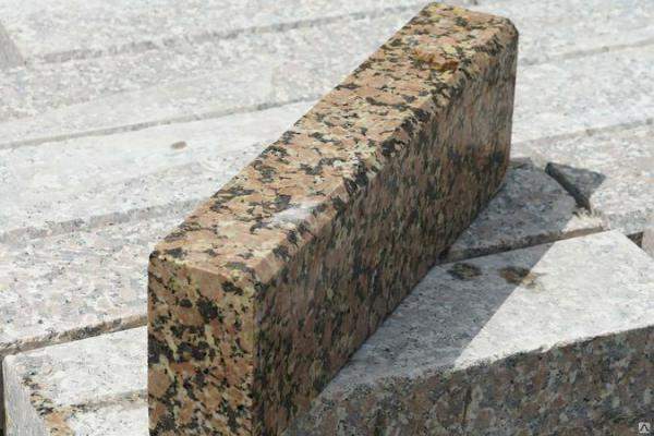 Гранитный бордюр ГП-5, 1000х200х80, Южно-султаевский