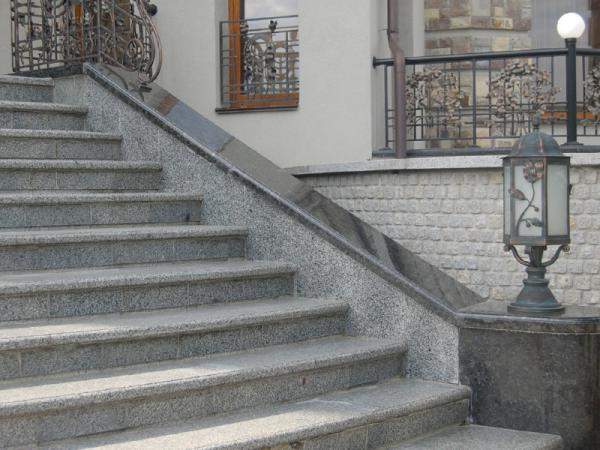 Гранитные ступени 1500*320*30 цвет серый, закругленный край G602