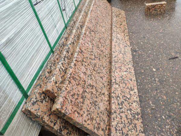 Гранитные ступени 1500х320х30 термообработка Южно Султаевский