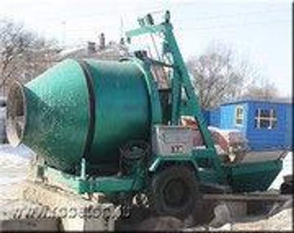 Гравитационная бетономешалка JZC500