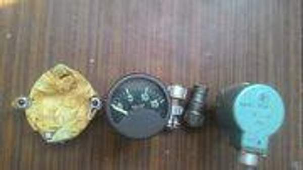 Индикатор давления (0-1,5МПа) ИД-1-1,5 (ПД1-1,5 + УД-800)