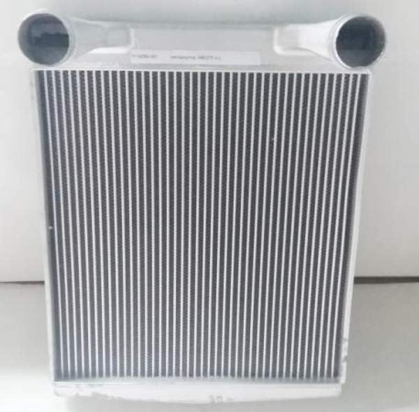 Интеркулер 1118ZB6-001/1118ZB6-010 340/375 л.с. (DONG FENG)