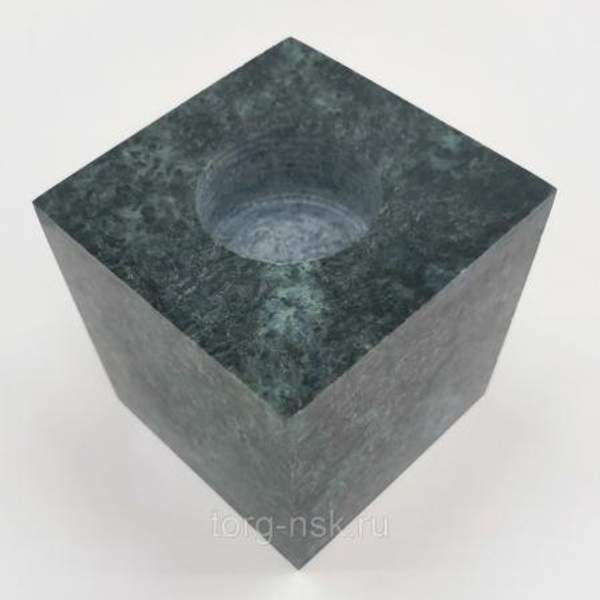 Испаритель из змеевика серпентинита шлифованный одинарный куб 8 см