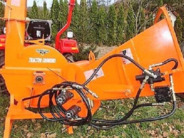 Измельчитель древесных отходов BX82R привод ВОМ трактора