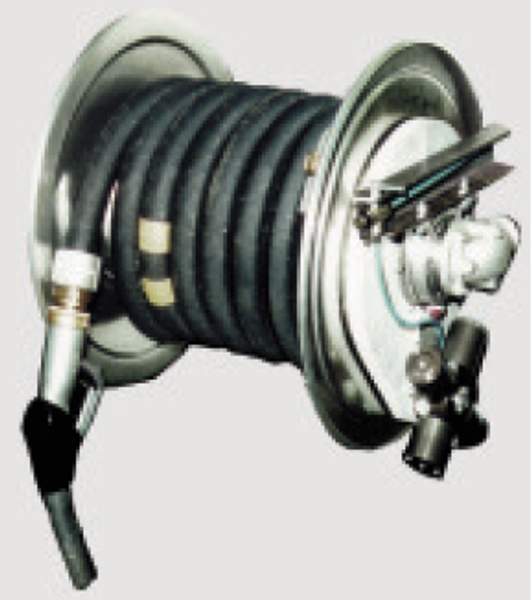 Катушки для намотки шланга.