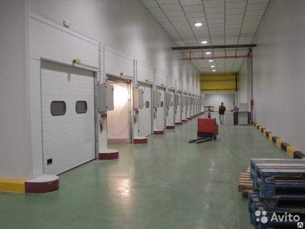 Холодильная камера. Объем - 200м3. PIR80