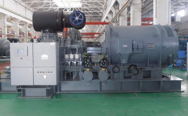 Холодильные компрессоры и агрегаты для химической и горной промышленности.