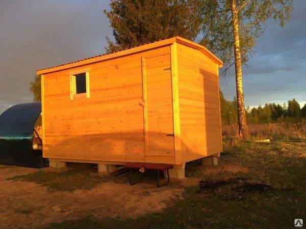 Хозблок на участке 1*2 метра