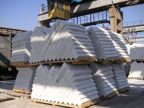 Кирпич силикатный фундаментный