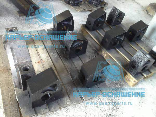 Клин регулировочный 482540000600 щековой дробилки СМ-741: