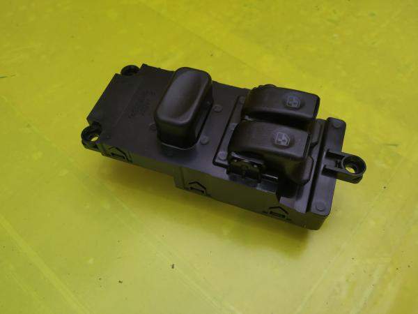 Кнопка электростеклоподъемника LH HD65/72/78 (93691-5H310)