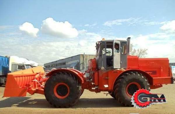 Колесный бульдозер дм-15,Кировец