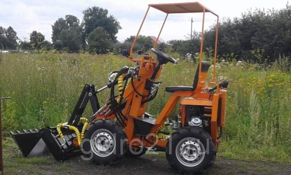 Колесный миниэкскаватор-погрузчик "ЭКомпакт-ЭПК"