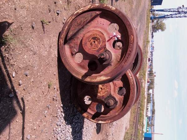 Колесные пары тепловоза ТГМ-23