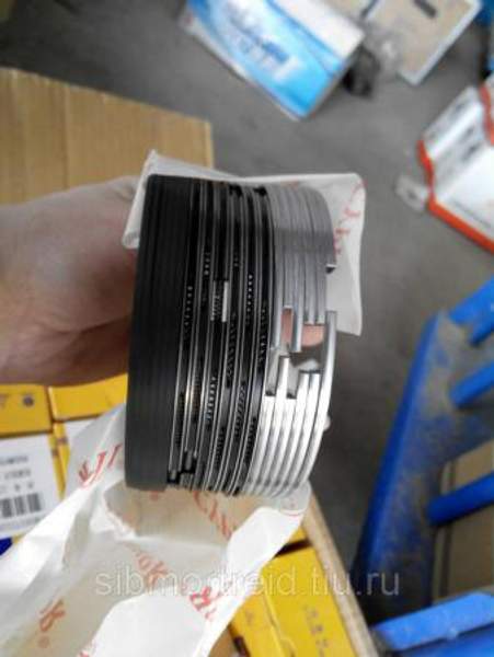 Кольцо поршневое (комплект) 13065822 для двигателя TD226В (DEUTZ), WP4, WP6