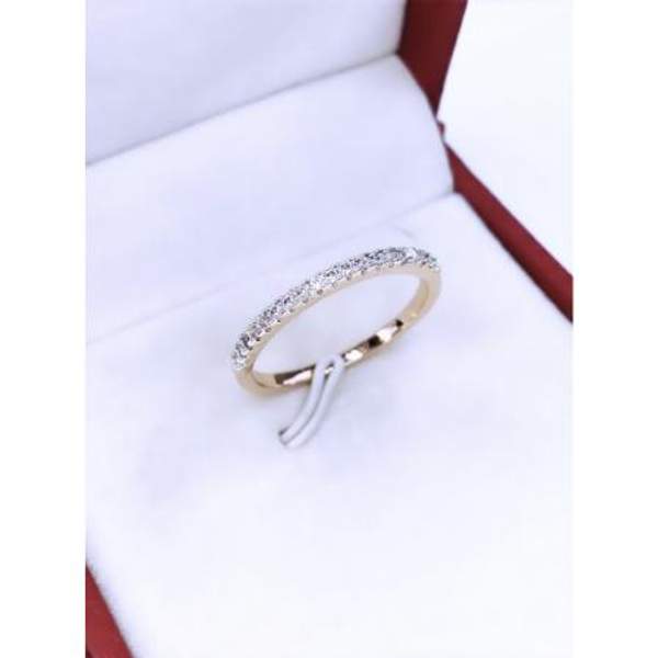 Кольцо с цирконом