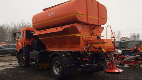 Комбинированная Дорожная Машина на базе КамАЗ 43253