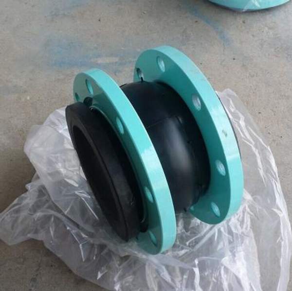 Компенсатор резиновый фланцевый (гибкая вставка) Ду50-Ду500, Китай