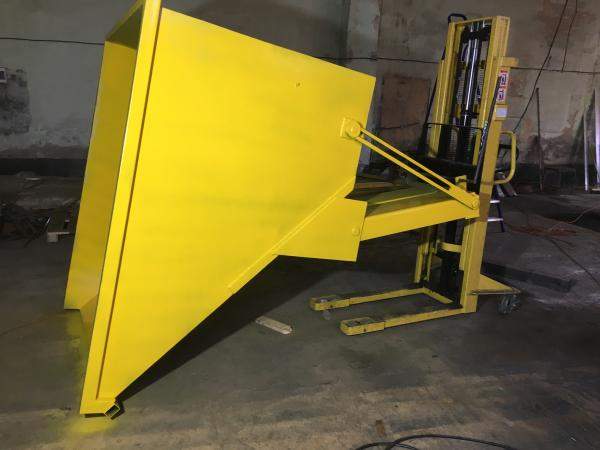 Контейнер самопрокидывающийся КСО-1