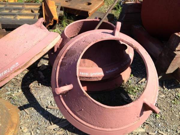 Конус дробящий КСД-900, № 1051002003 / 1051.00.20.03 неподвижный (броня конуса)