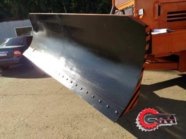 Корчеватель, отвал, бульдозерное оборудование для тракторов