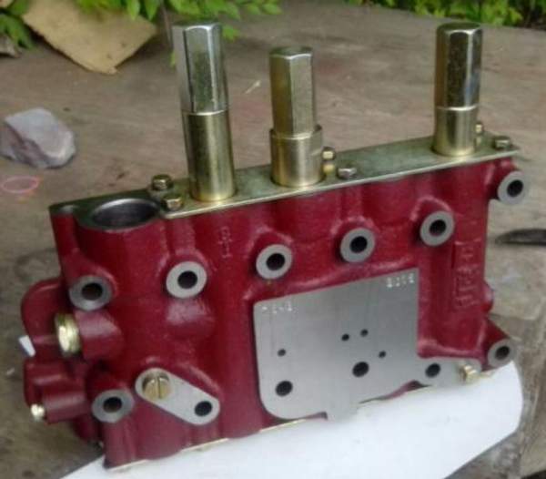 Коробка золотниковая 7548-1712210