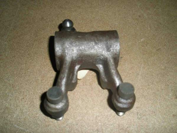 Коромысло выпускных клапанов ЯМЗ-840, ЯМЗ-850, 840-1007114