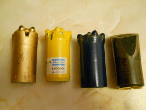 Коронка буровая Мицубиси 41х25 (Т25Р41ВВВ06Z), Мицубиси 41*22 (Т22Р41FВВ065Z), Коронка буровая Атлас Копко 41х25 (№изд. 90512831); Коронка буровая Sandvik 40х25 (7885-5240-В48, 7885-6440-В48), БКПМ/КДП 40х25, штанга буровая Sandvik, Атлас Копко