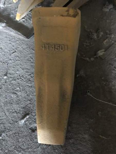 Коронка стойки рыхлителя C57/2 CAT D9R, D10 (4T4501)