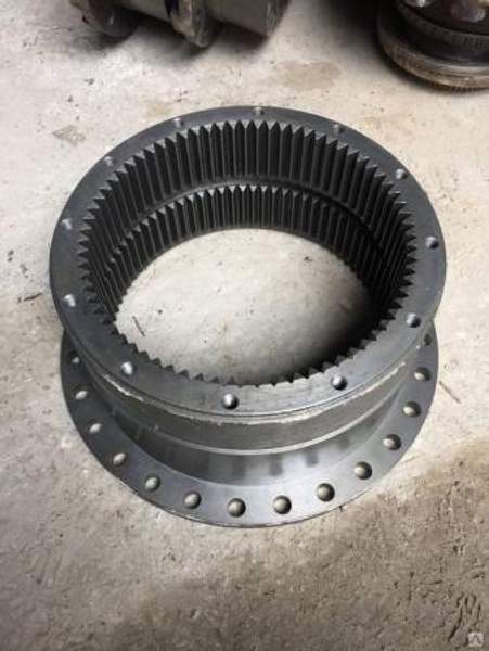 Корпус редуктора ZX240-3 (1032490)