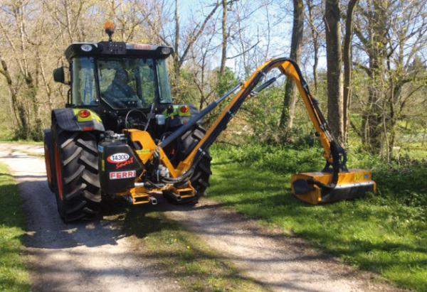 Косилка на манипуляторе FERRI серии T430D