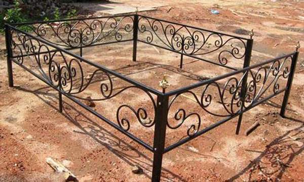 Кованая оградка №37 - изготовим по вашим размерам