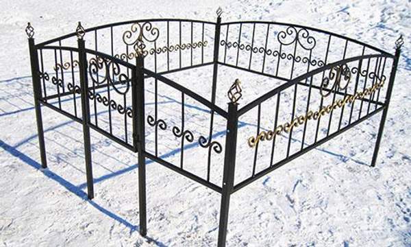 Кованая оградка №50 - изготовим по вашим размерам