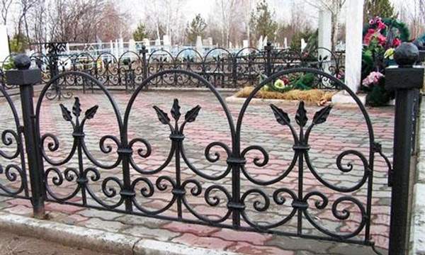 Кованая оградка №51 - изготовим по вашим размерам