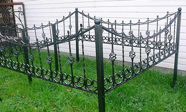 Кованая оградка №54 - изготовим по вашим размерам