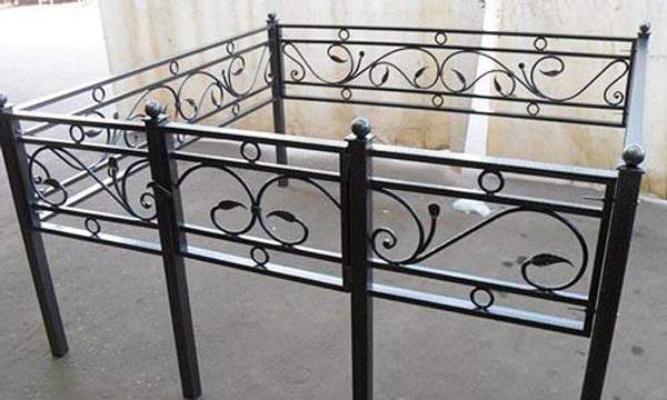 Кованая оградка №58 - изготовим по вашим размерам
