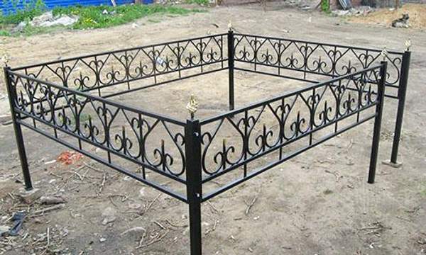 Кованая оградка №59 - изготовим по вашим размерам