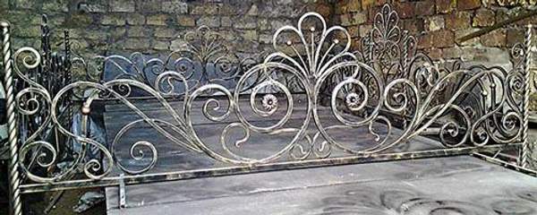 Кованая оградка №62 - изготовим по вашим размерам