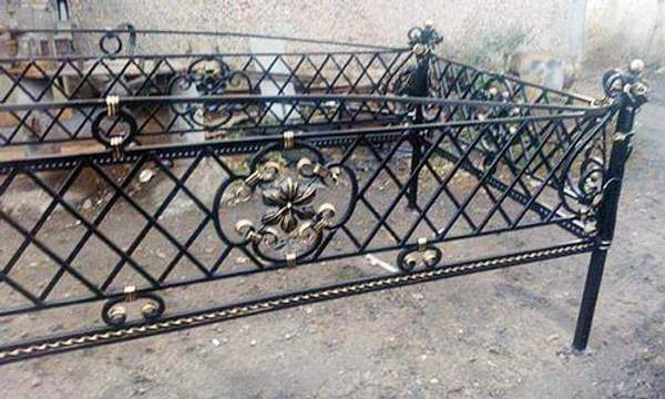 Кованая оградка №69 - изготовим по вашим размерам