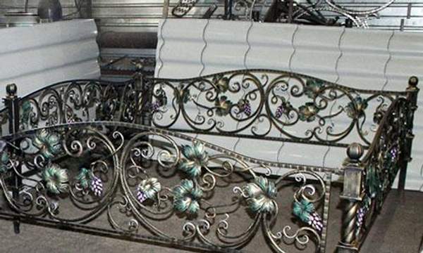 Кованая оградка №70 - изготовим по вашим размерам