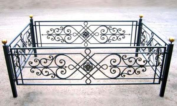 Кованая оградка №74 - изготовим по вашим размерам