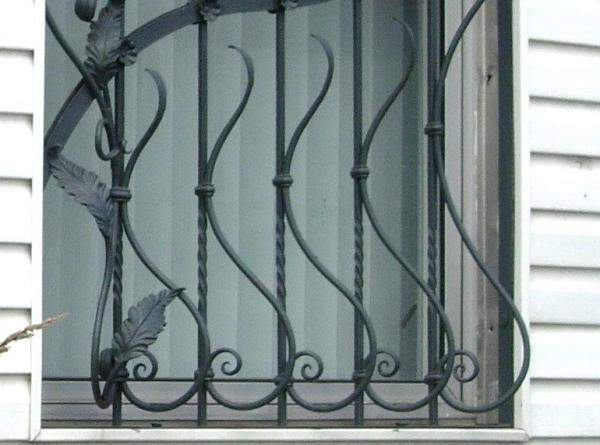 Кованая решетка 012