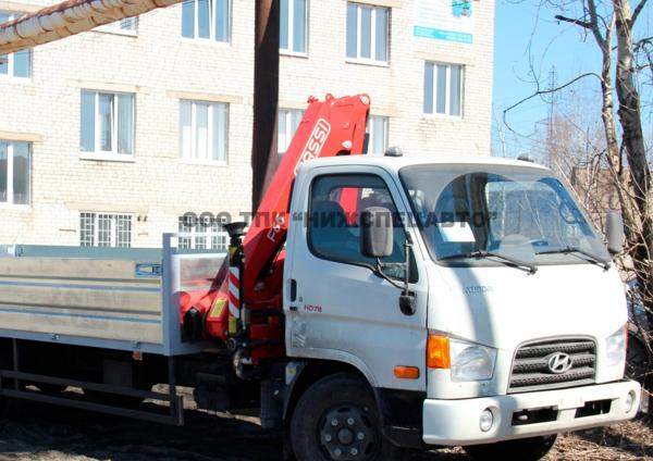Кран-манипулятор Hyundai HD 78 с КМУ Fassi 65