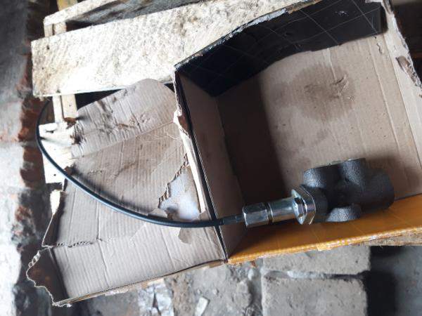 Кран управления делителем КрАЗ в сборе 260-1723200 0.95м