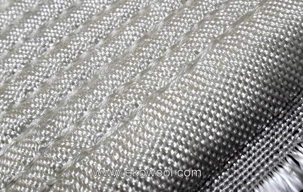 Кремнеземный мат, прошитый с кремнеземной тканью (EKOWOOL M1-6мм) ширина 920 мм