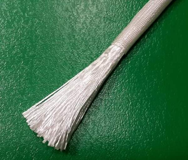 Кремнеземный шнур ШКН(Н) 1-12, наполненный кремнеземной нитью (50 метров)